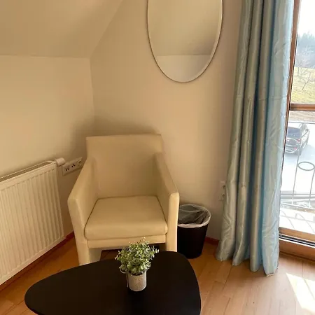아파트 Sonnenschein Appartement- Und Mit Terrasse Und Garten