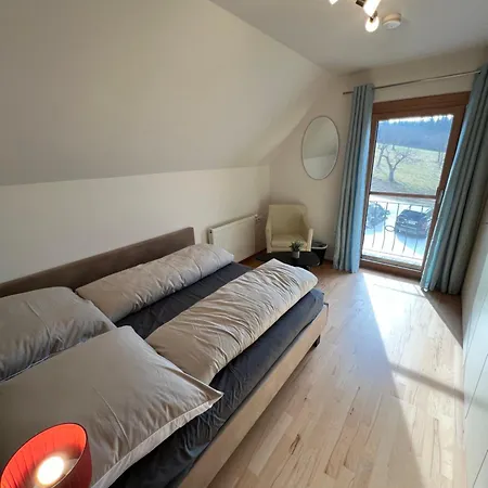 Sonnenschein Appartement- Und Mit Stadel Und Terrasse Appartement Eibiswald