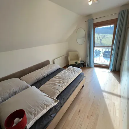 Sonnenschein Appartement- Und Mit Stadel Und Terrasse