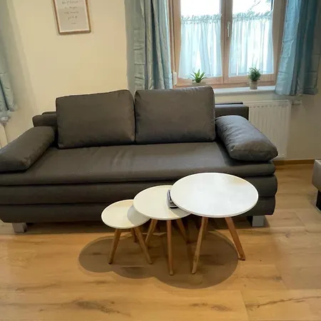 Apartment Sonnenschein Appartement- Und Mit Terrasse Und Garten