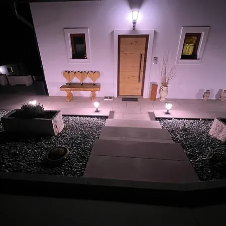 Sonnenschein Appartement- Und Mit Stadel Und Terrasse * Eibiswald