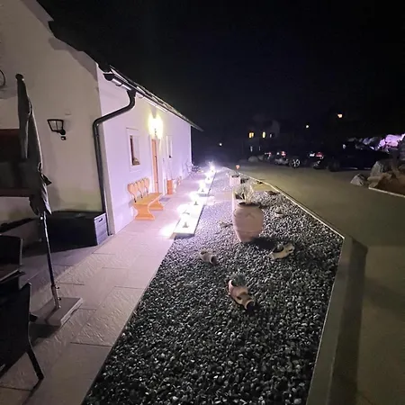 Sonnenschein Appartement- Und Mit Stadel Und Terrasse *