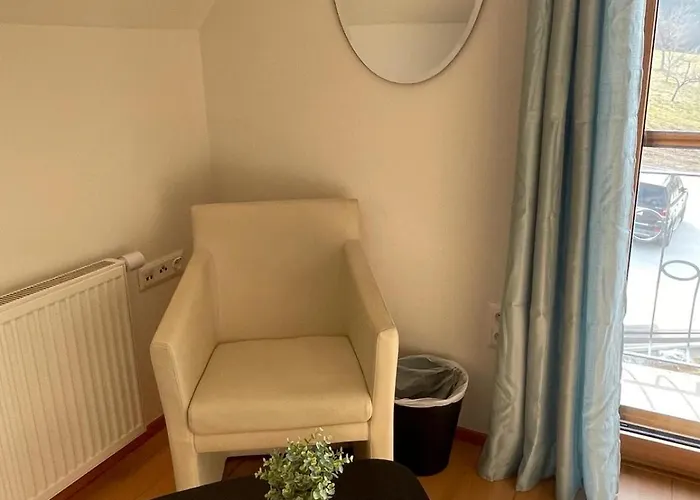 Apartment Sonnenschein Appartement- Und Mit Terrasse Und Garten