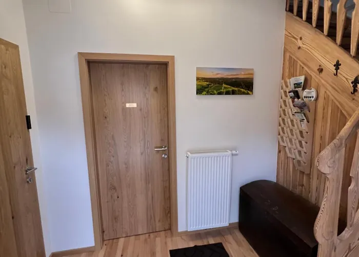 Sonnenschein Appartement- Und Mit Terrasse Und Garten Eibiswald