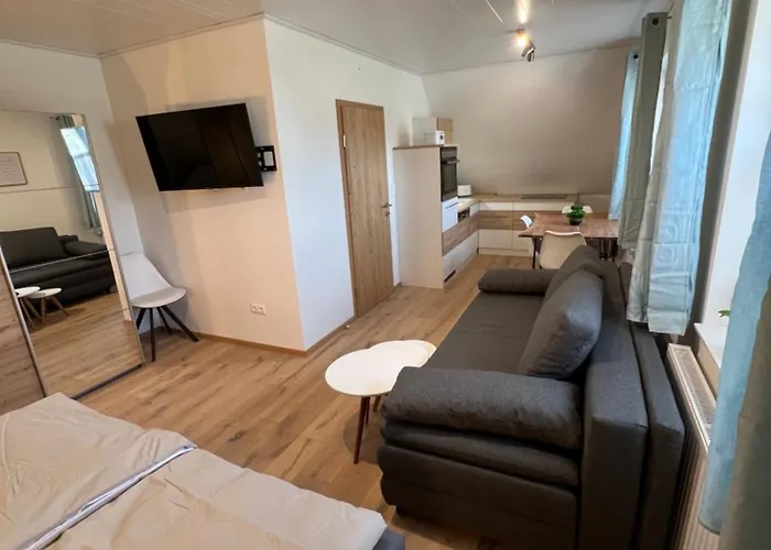 Apartment Sonnenschein Appartement- Und Mit Terrasse Und Garten