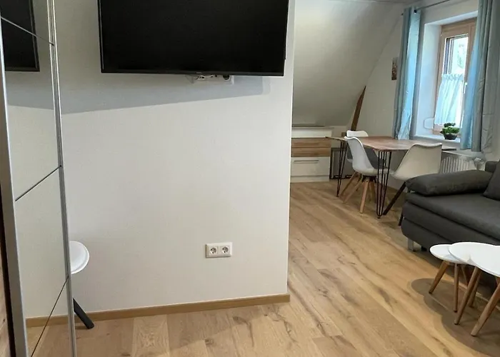 Sonnenschein Appartement- Und Mit Terrasse Und Garten