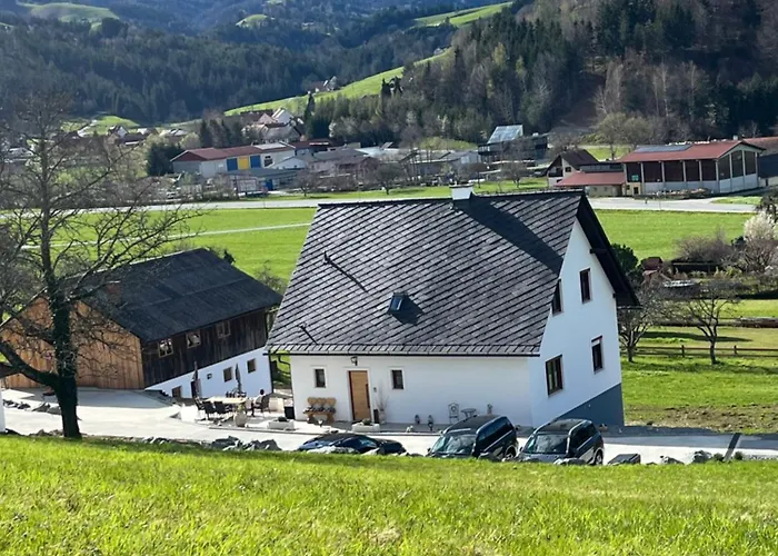Sonnenschein Appartement- Und Mit Stadel Und Terrasse * Eibiswald