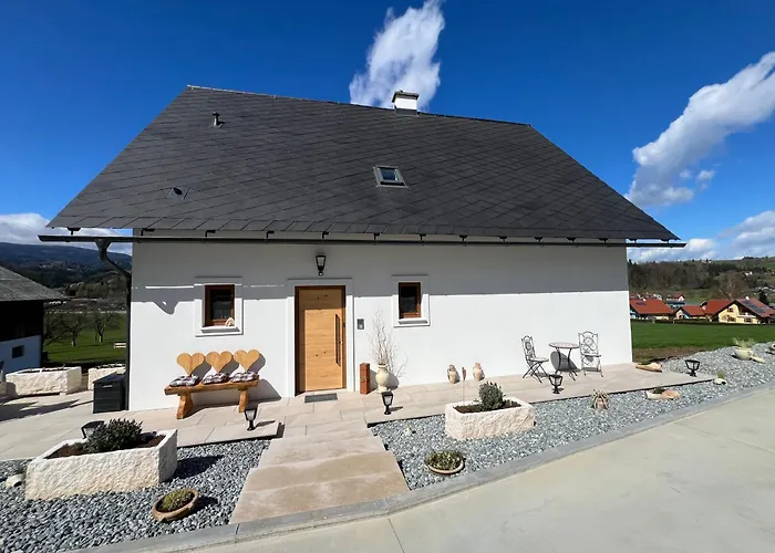 Sonnenschein Appartement- Und Mit Terrasse Und Garten Apartment Eibiswald